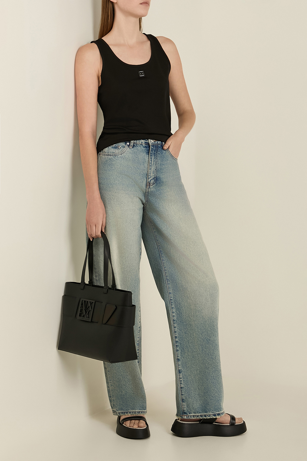 תמונת דוגמן קידמית של סנדלי סלינג בק פלטפורמה