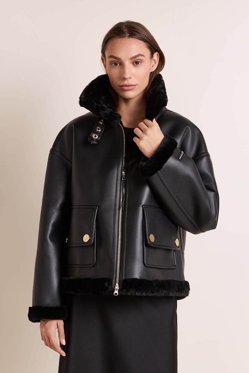 תמונת דוגמן קידמית של ז'קט