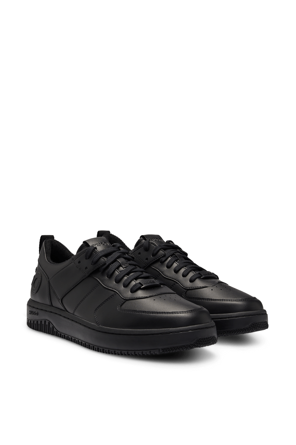 תמונה אחורית של נעלי סניקרס