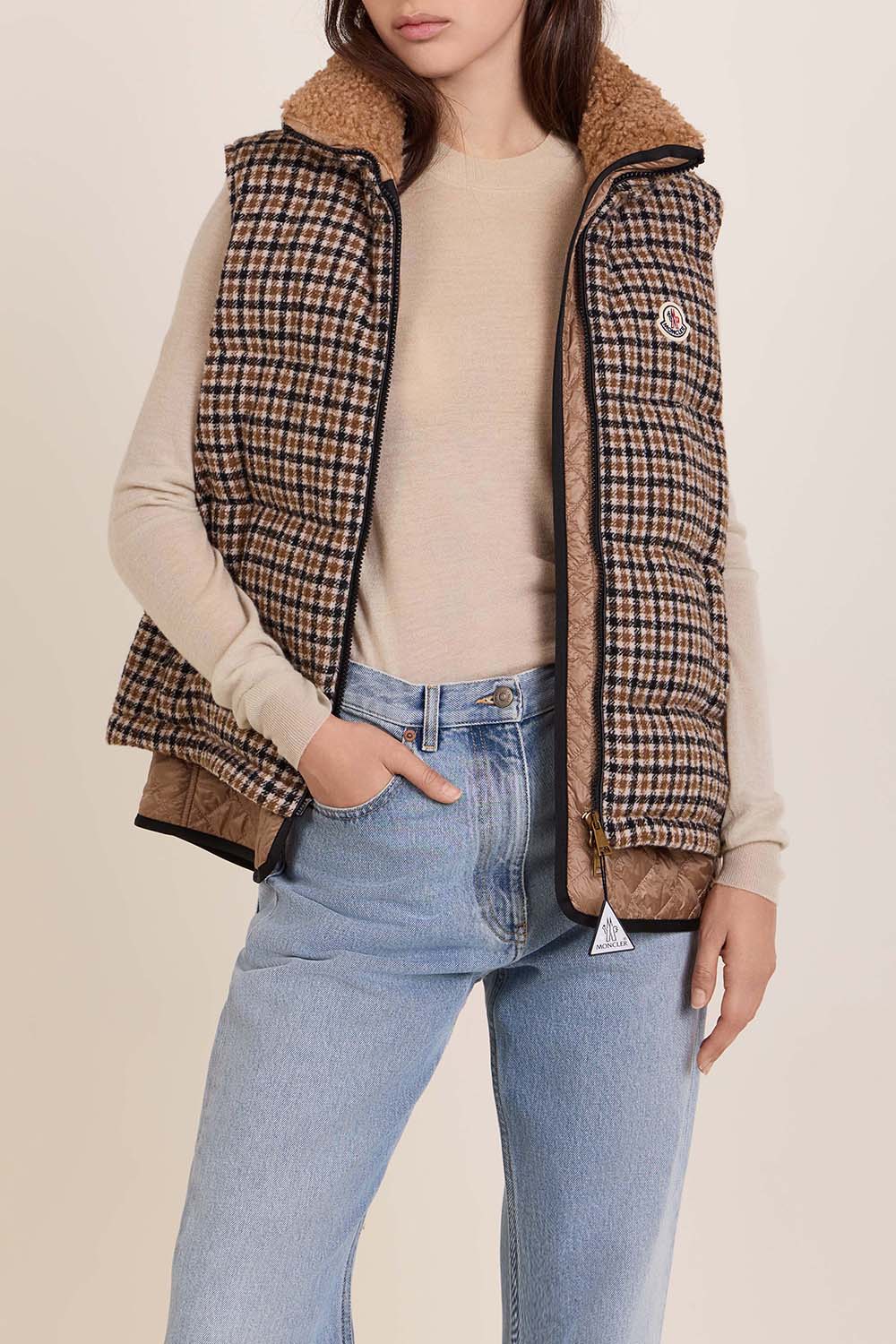 תמונת דוגמן קידמית של וסט פוך