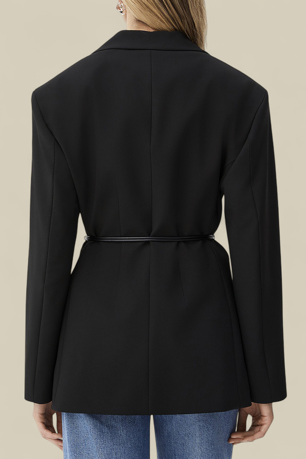 תמונת דוגמן אחורית של ז'קט