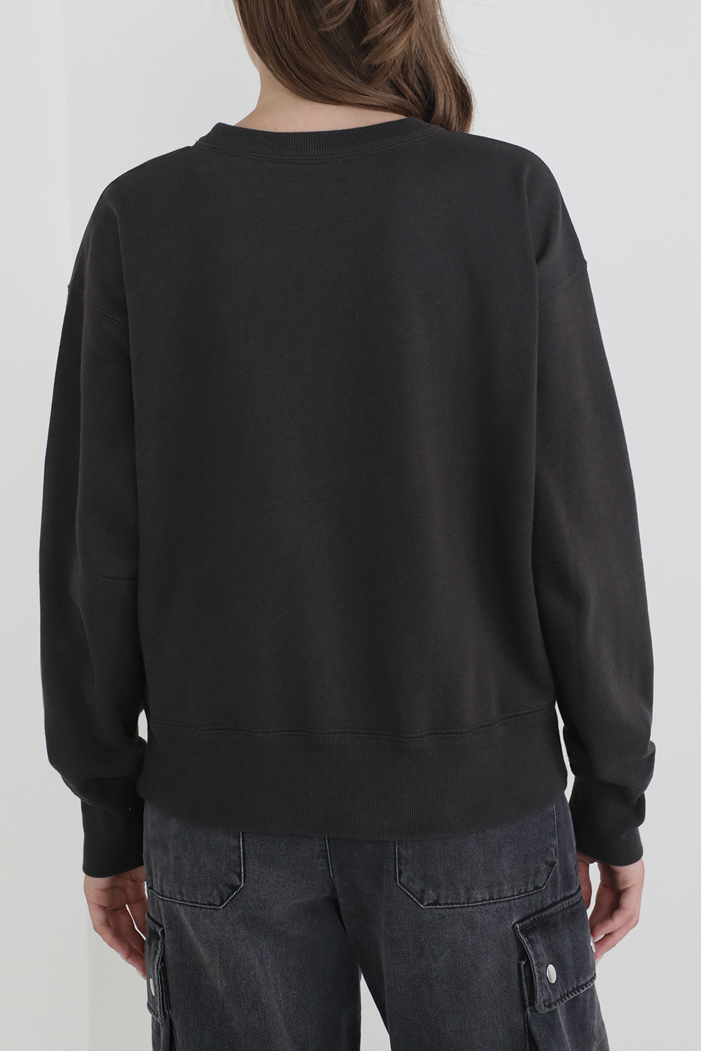 תמונת דוגמן אחורית של סוויטשירט