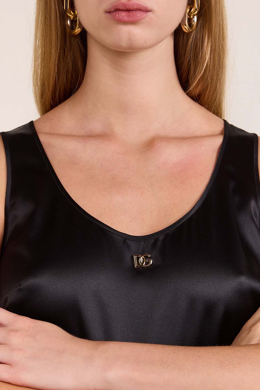 תמונת תקריב דוגמן של גופייה ממשי