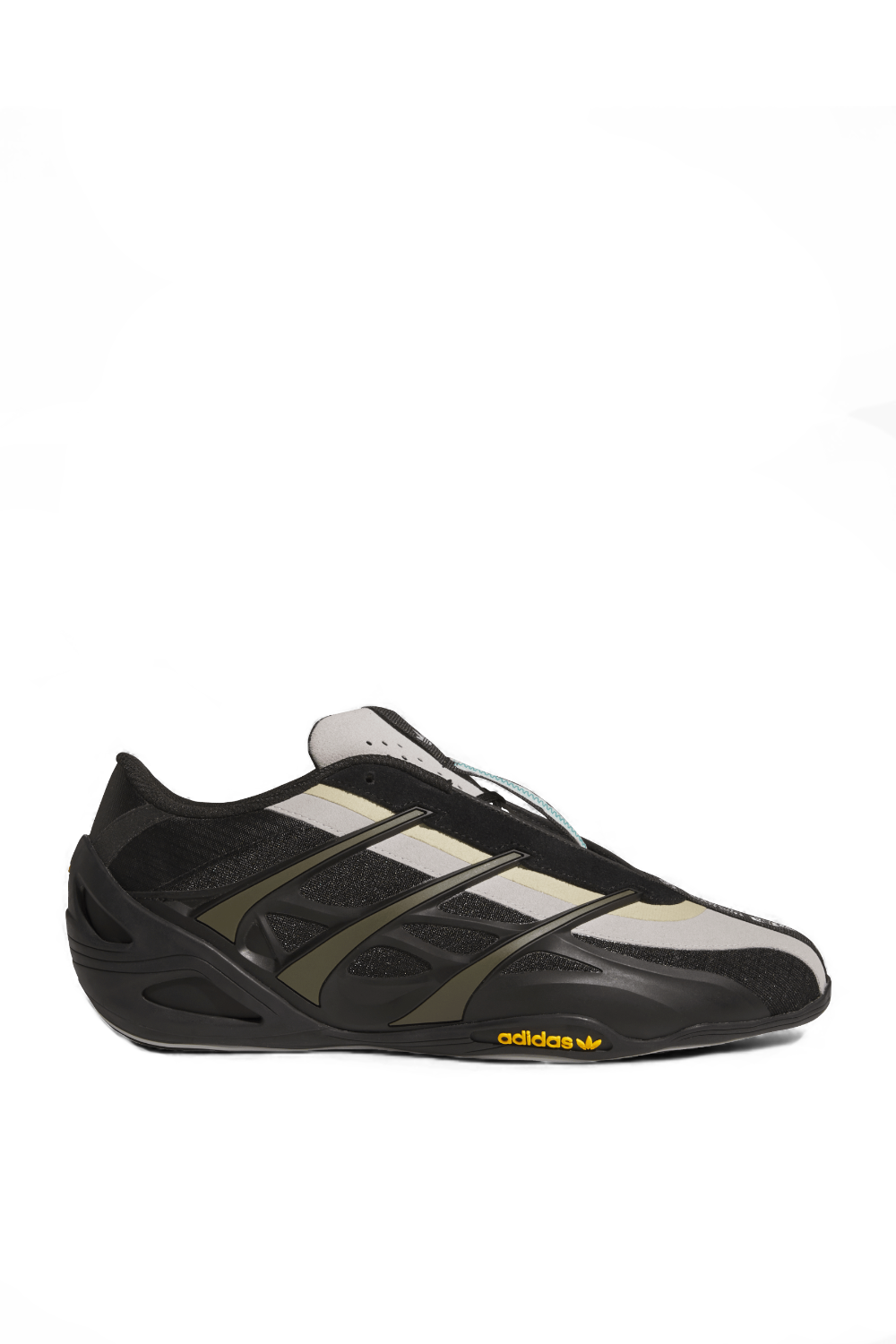 תמונה קידמית של נעלי סניקרס אדריייסר