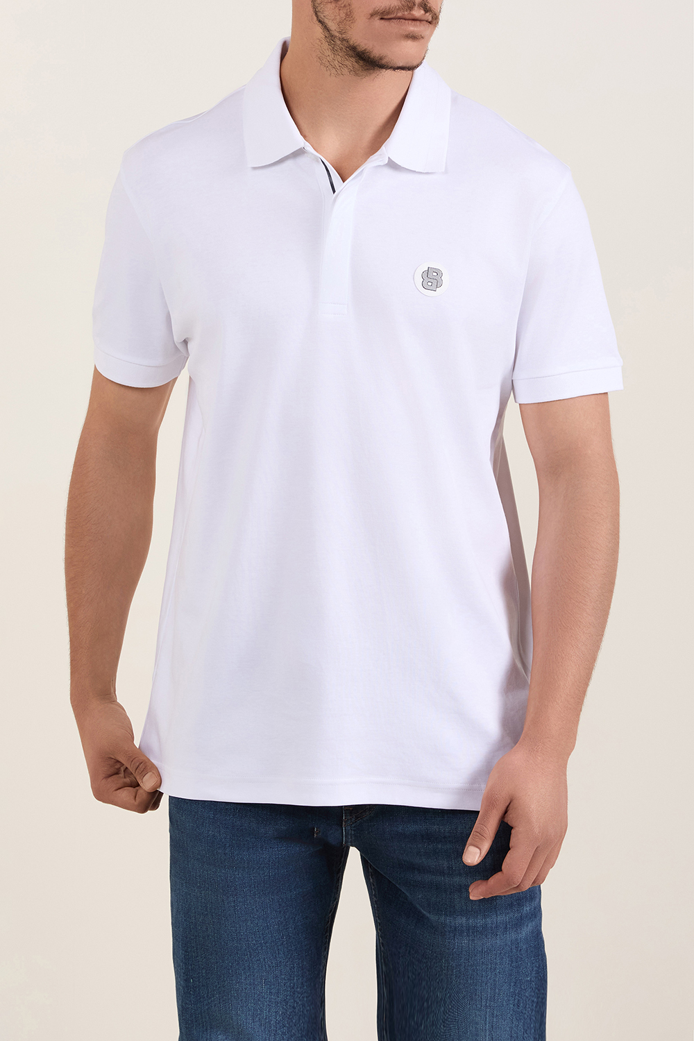 תמונת דוגמן קידמית של חולצת פולו