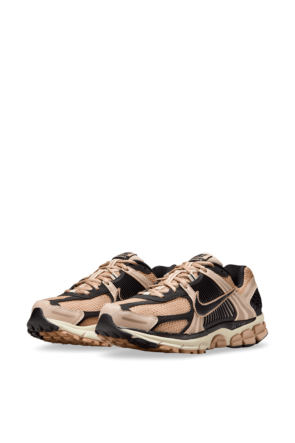 נעלי סניקרס זום וומרו 5