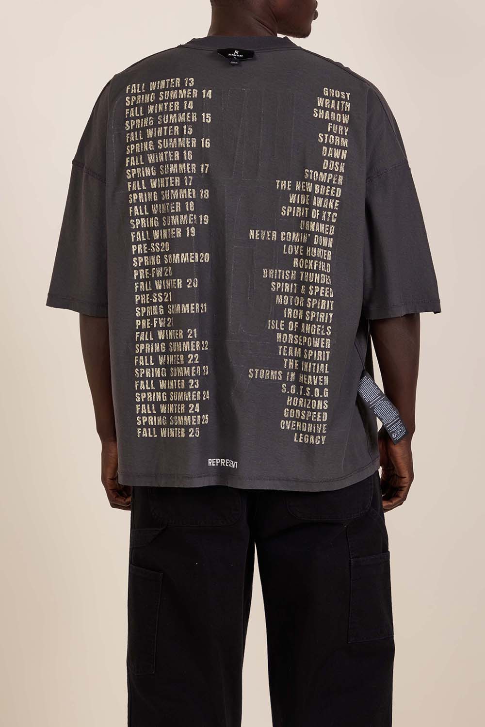 חולצת טי דו-צדדית