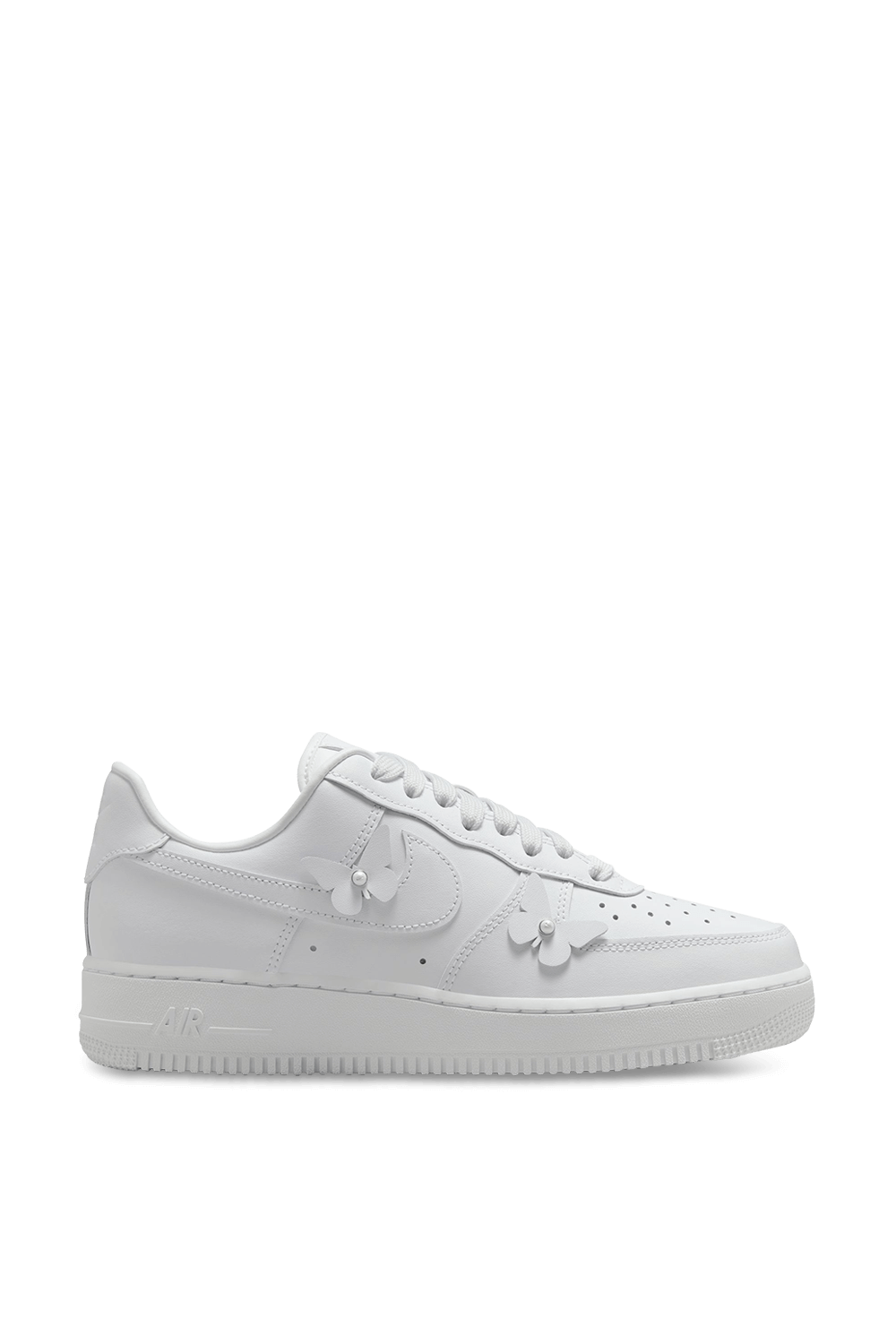 תמונה קידמית של נעלי סניקרס אייר פורס 1