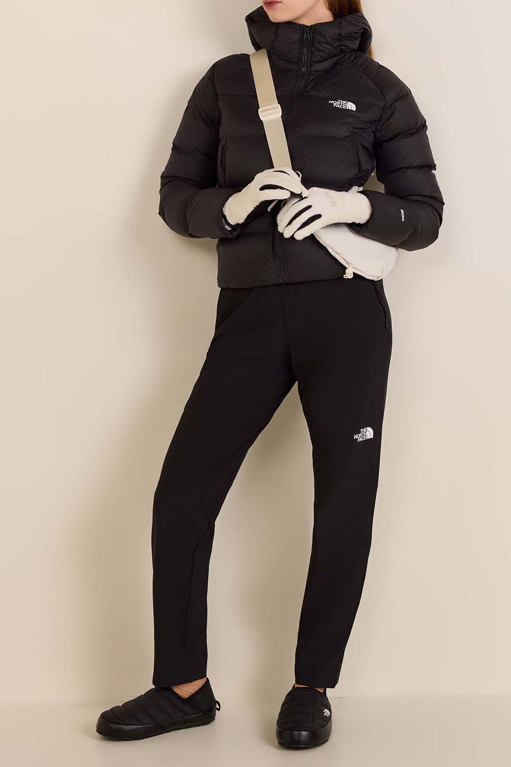 תמונת דוגמן קידמית של נעלי בית תרמובול