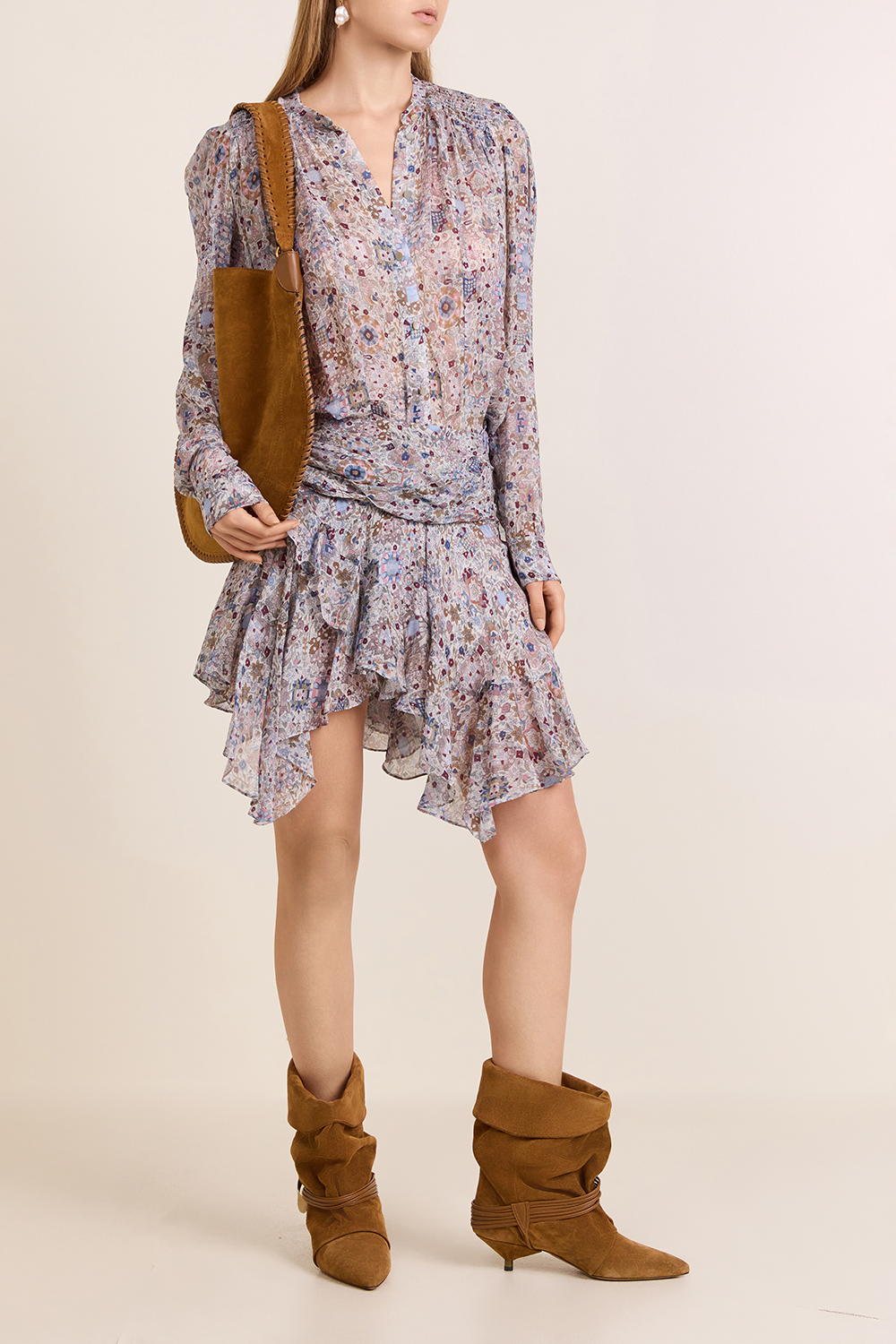 תמונת דוגמן קידמית של מגפוני זמש