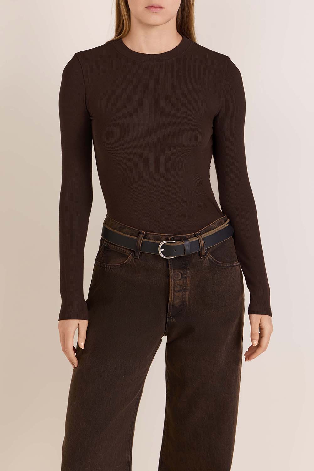 תמונת דוגמן קידמית של חולצת ריב