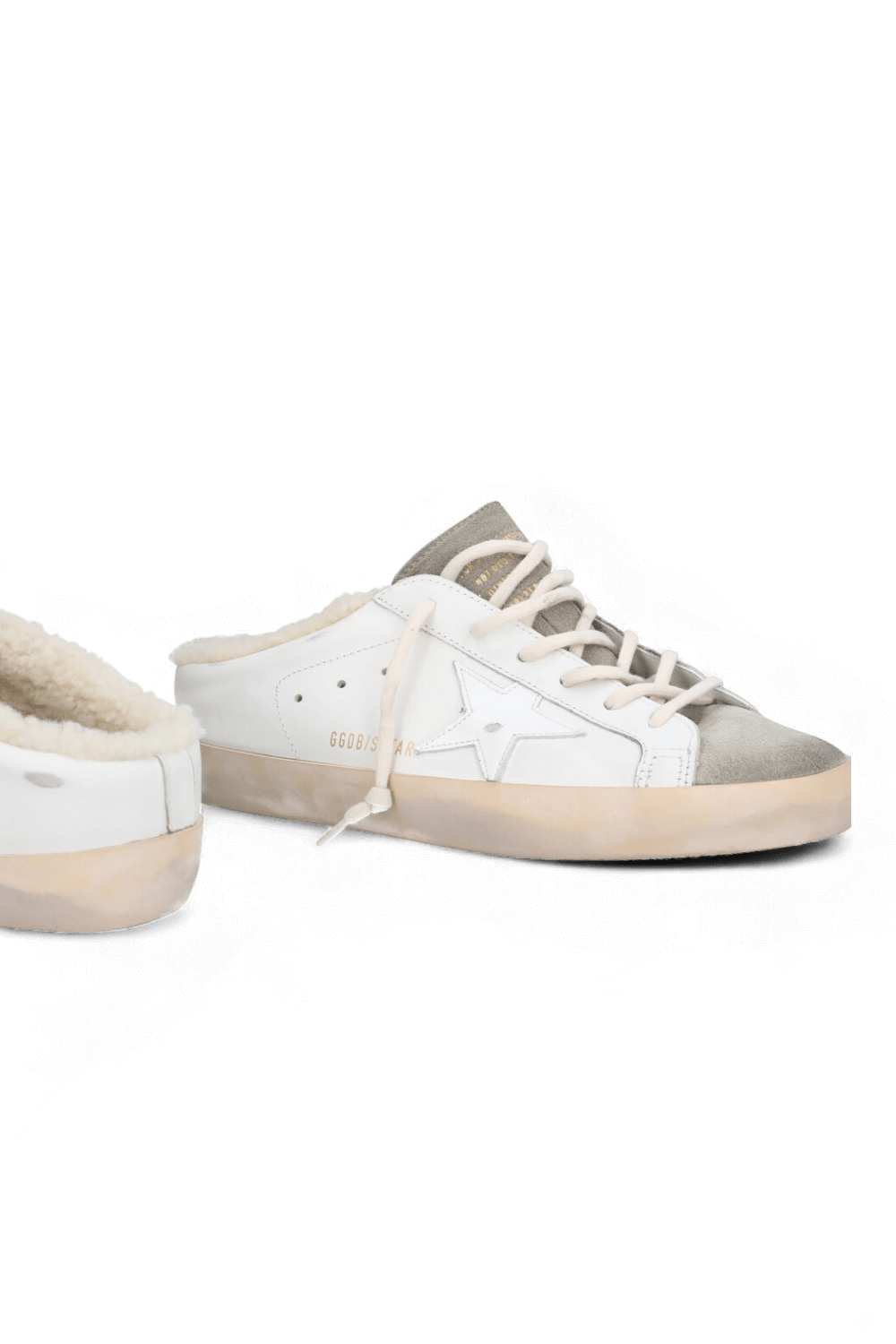 תמונת תקריב של נעלי מיולס סופרסטאר שרלינג