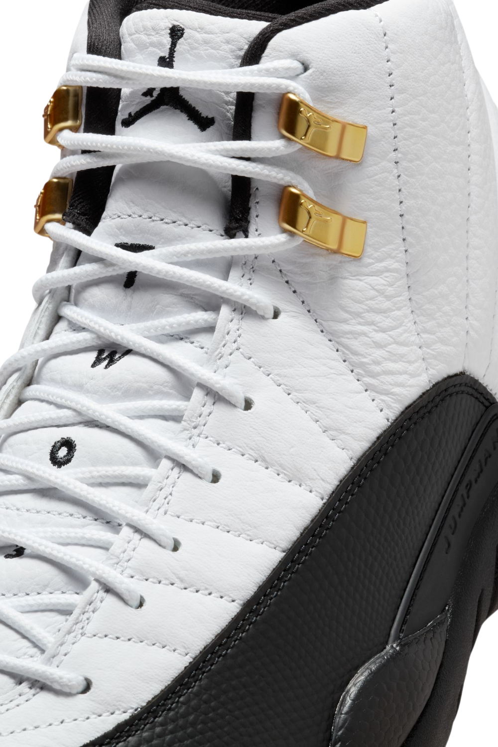 תמונת פנים של נעלי סניקרס אייר ג'ורדן 12 רטרו טקסי