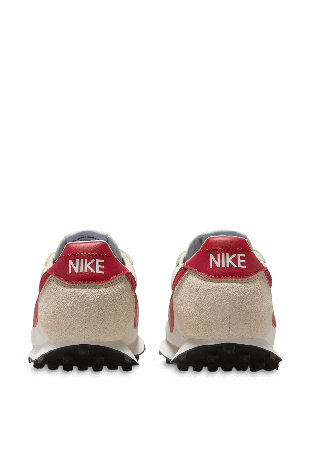 תמונת תקריב של נעלי סניקרס אל.די 1000