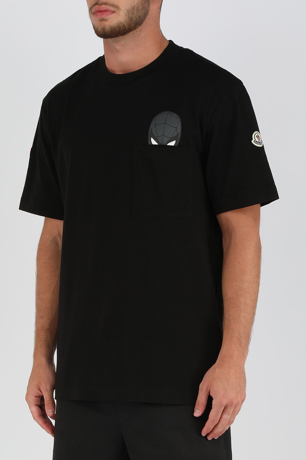 תמונת דוגמן קידמית של חולצת טי עם מוטיב ספיידרמן