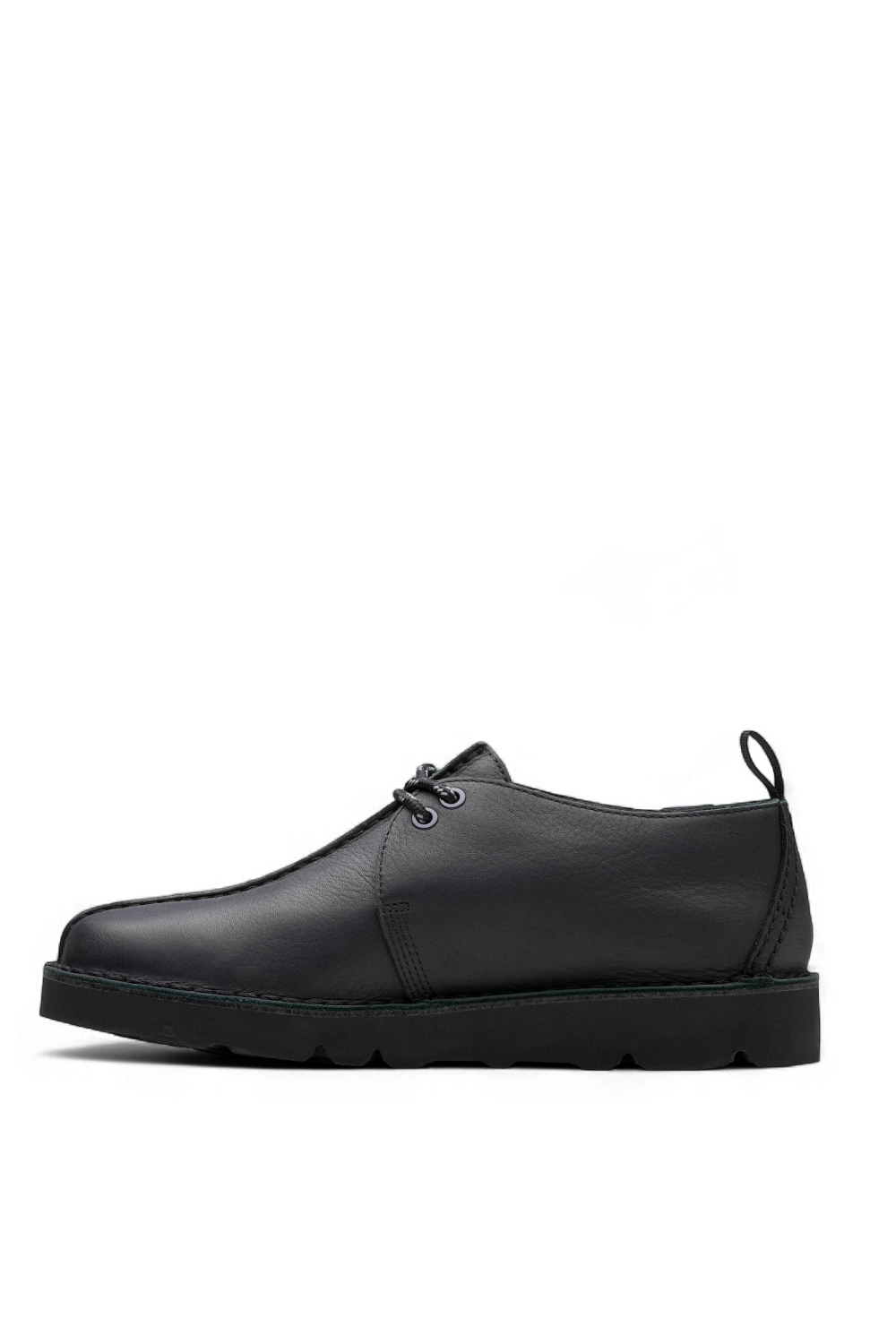 תמונה אחורית של נעלי מוקסינים דזרט