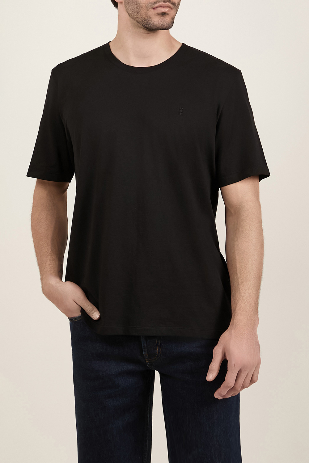 תמונת דוגמן קידמית של חולצת טי