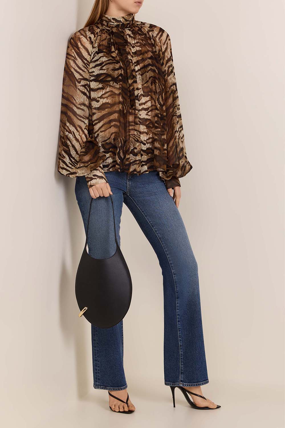 תמונת דוגמן קידמית של תיק פירסד סמול