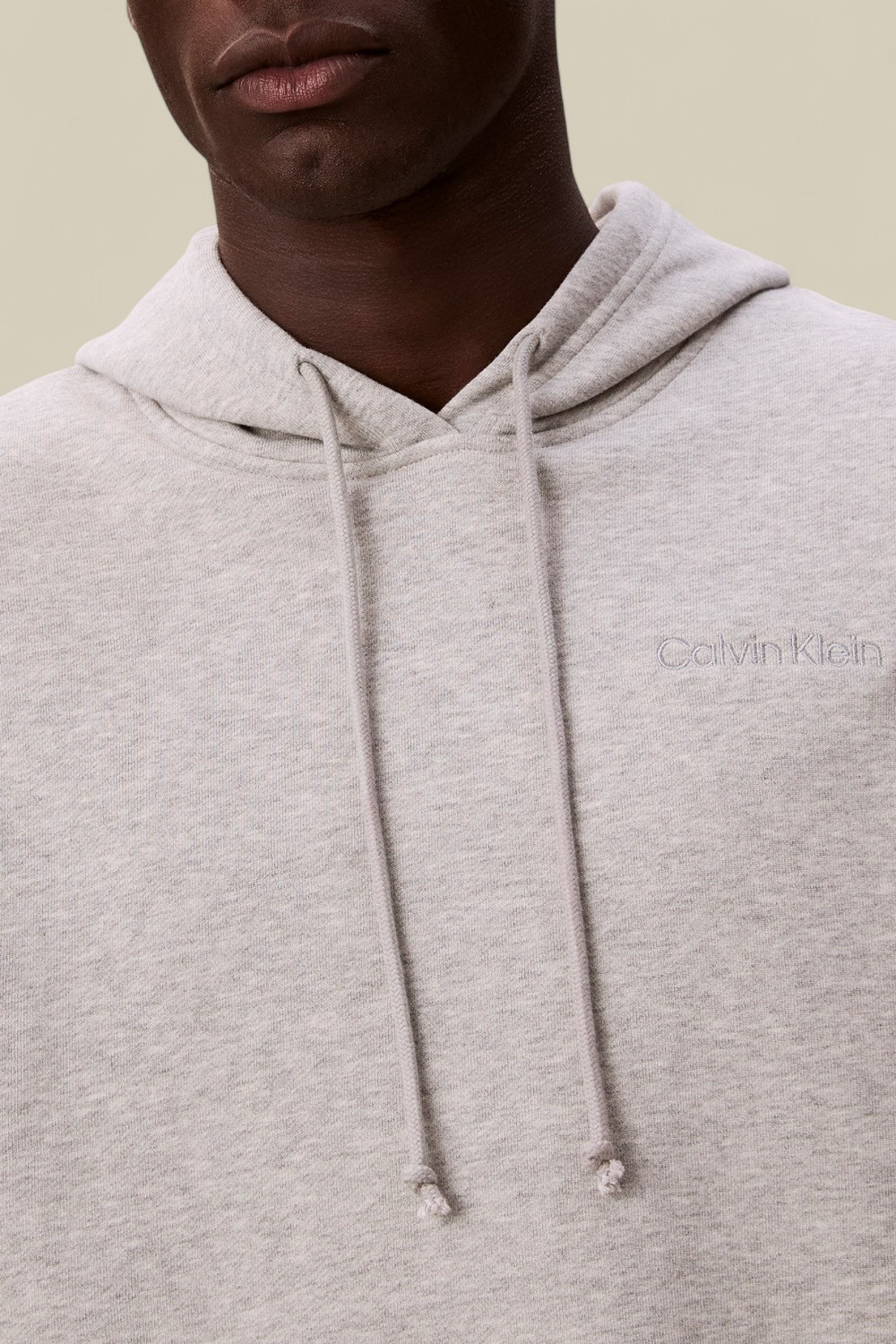 תמונת תקריב דוגמן של קפוצ'ון כותנה