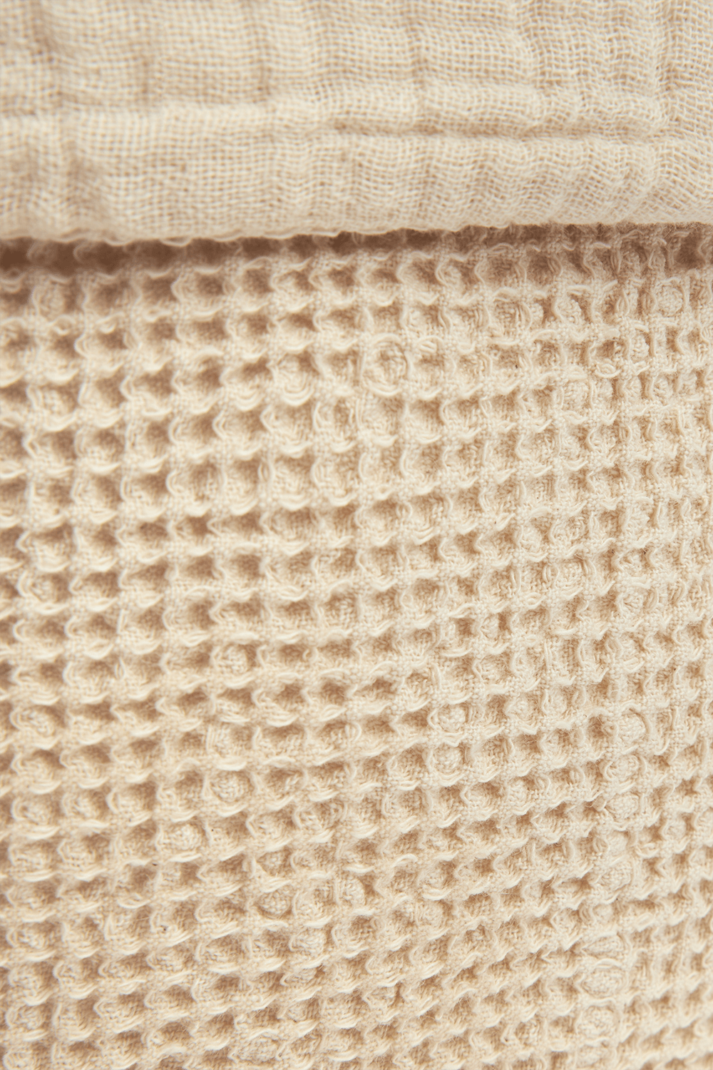 תמונה אחורית של סלסלת אחסון