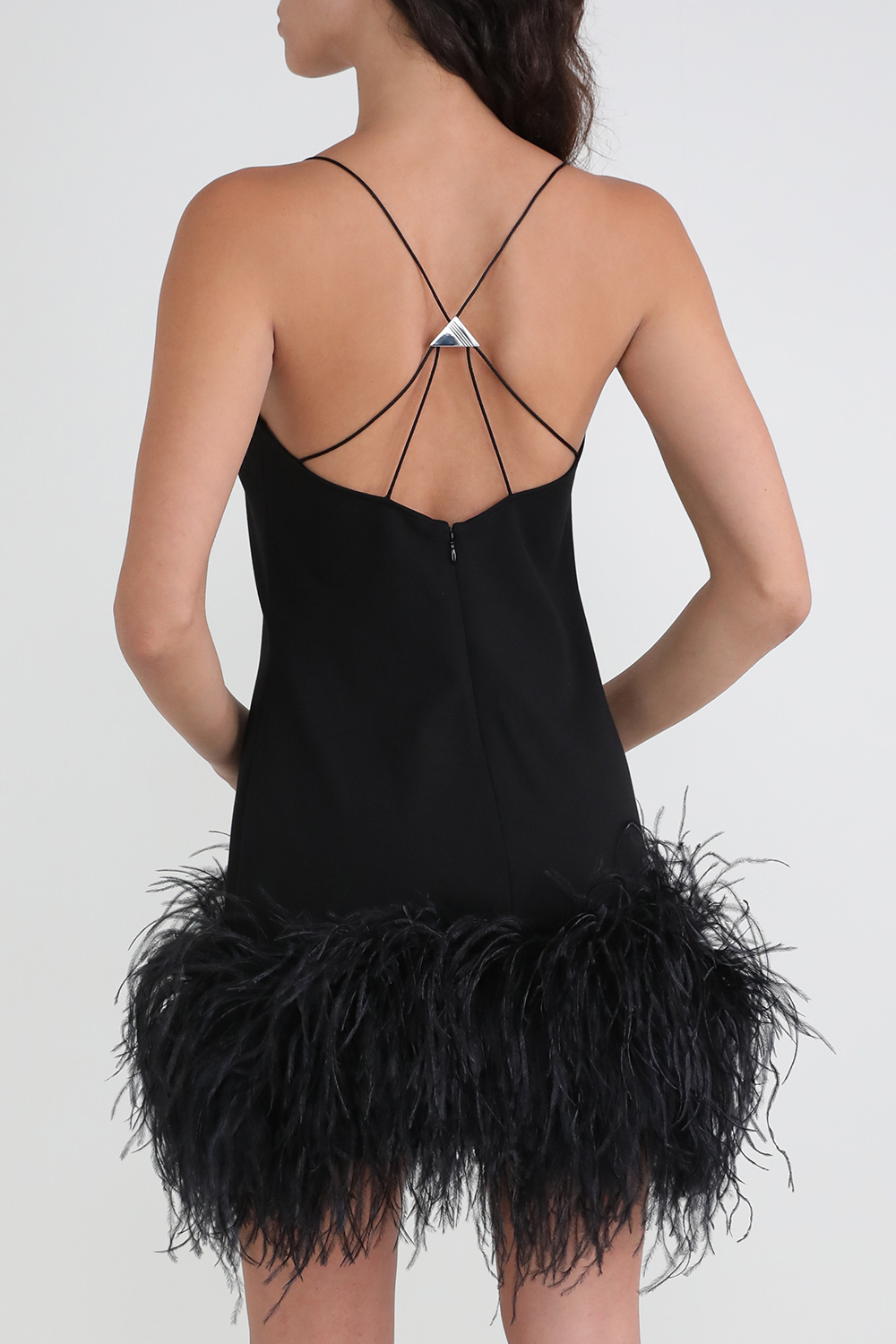 תמונת דוגמן אחורית של שמלת מיני נוצות