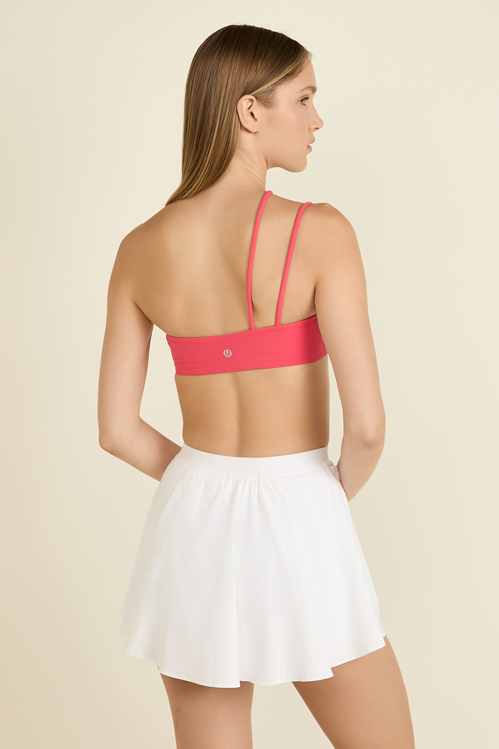 תמונת דוגמן אחורית של Nulu&trade; Strappy One-Shouler Bra