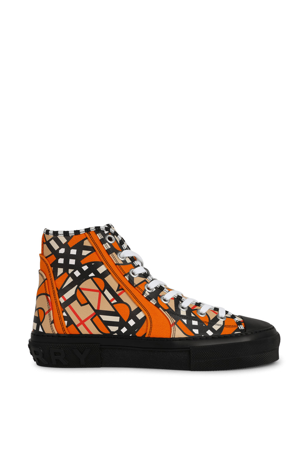 תמונה קידמית של סניקרס ברכיסה גבוהה עם פרינט מונוגרמי