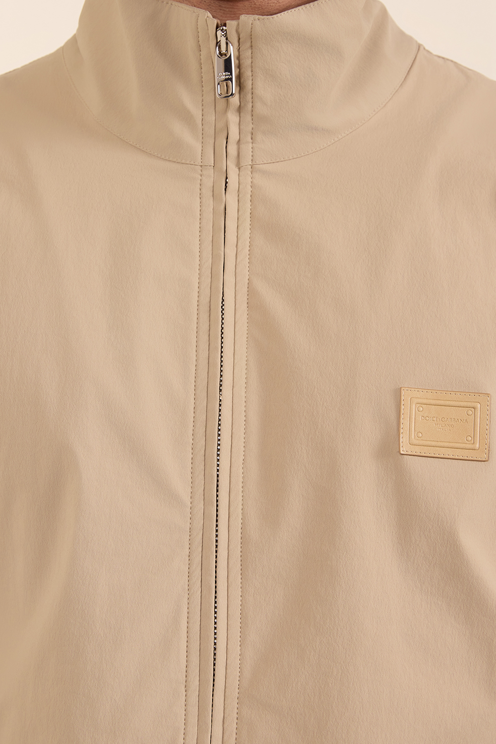 תמונת תקריב דוגמן של ז'קט