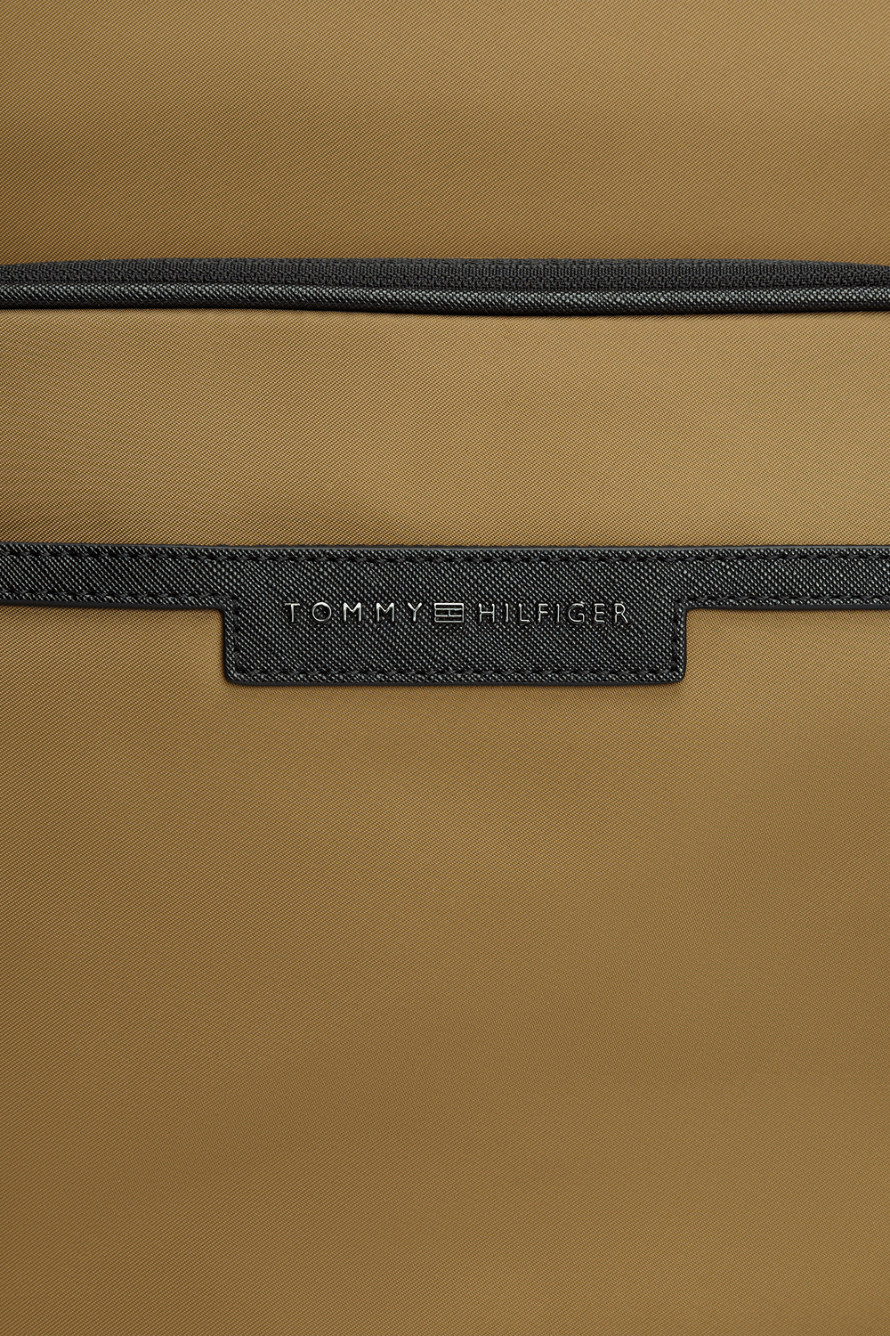 תמונת פנים של תיק גב