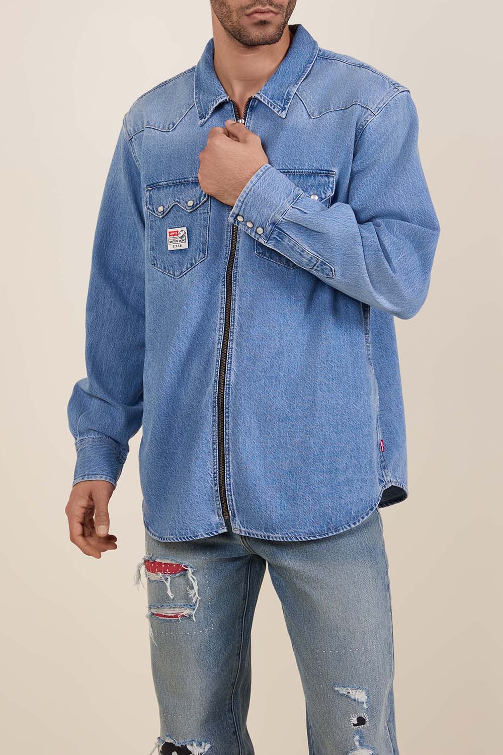 תמונת דוגמן קידמית של ליוויס X צעצוע של סיפור ז'קט ג'ינס