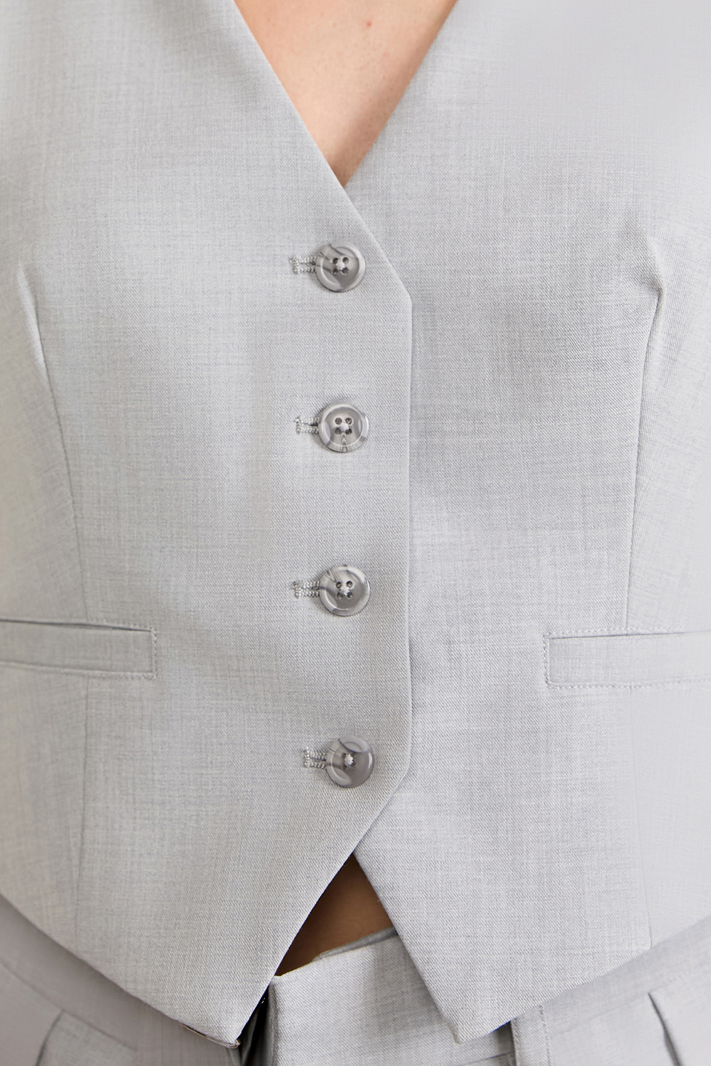 תמונת תקריב דוגמן של וסט מחוייט