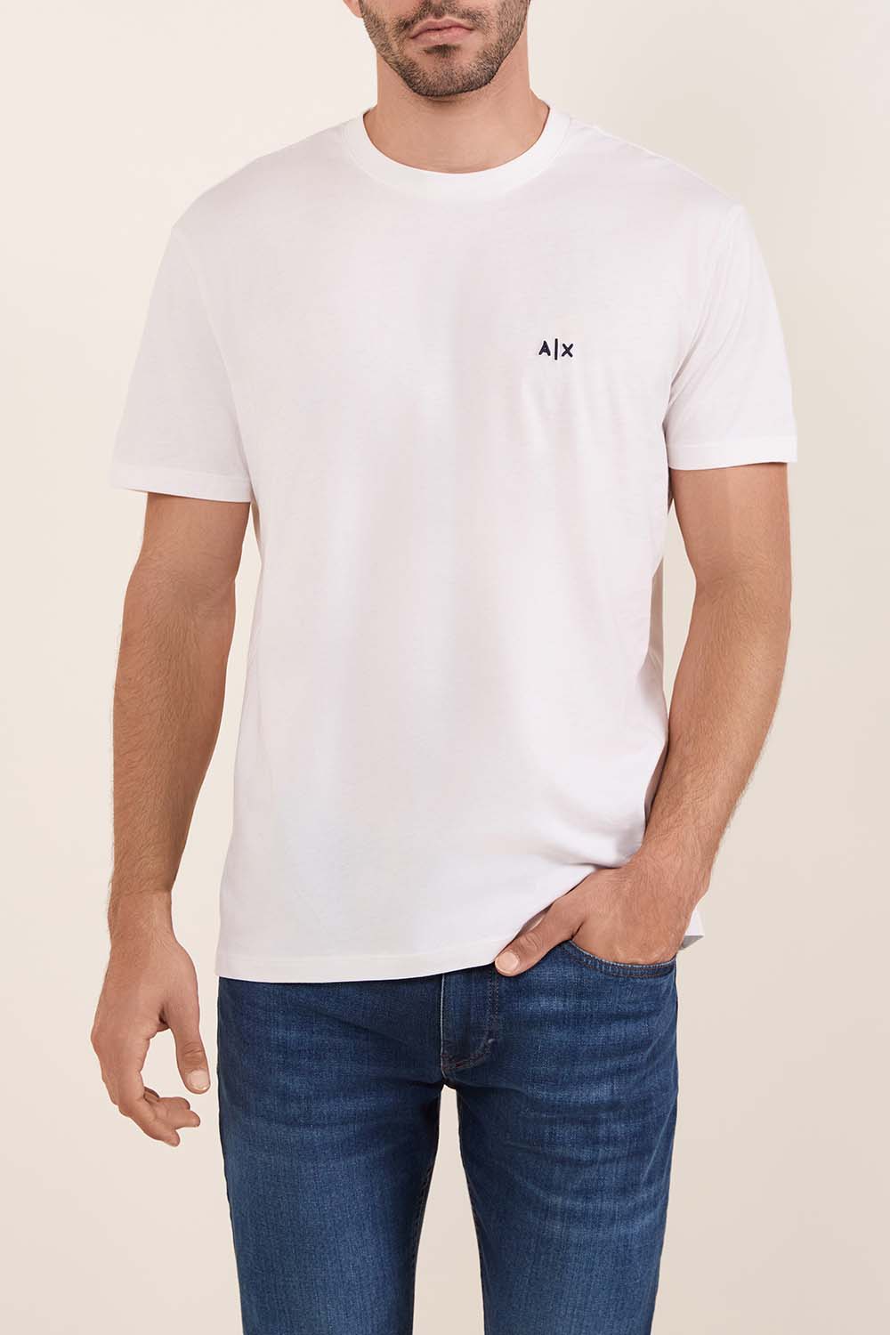 תמונת דוגמן קידמית של חולצת טי