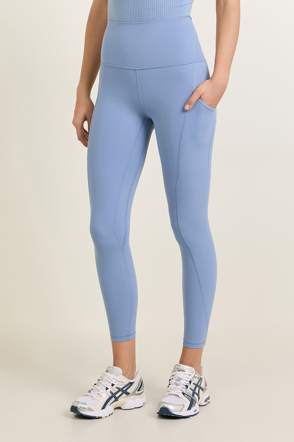 תמונת דוגמן קידמית של Align HR Pant 25'' Leggings *Pockets