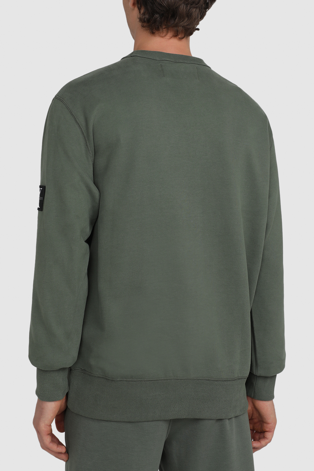 תמונת דוגמן אחורית של סווטשירט מכותנה