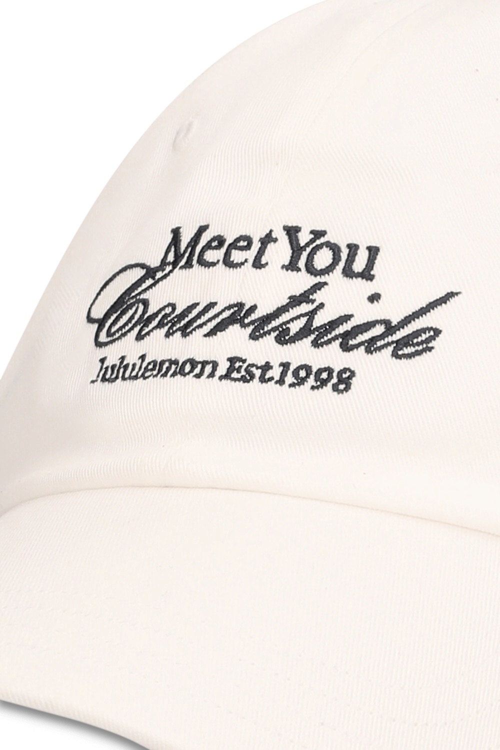 תמונת תקריב של Classic Unisex Ball Cap