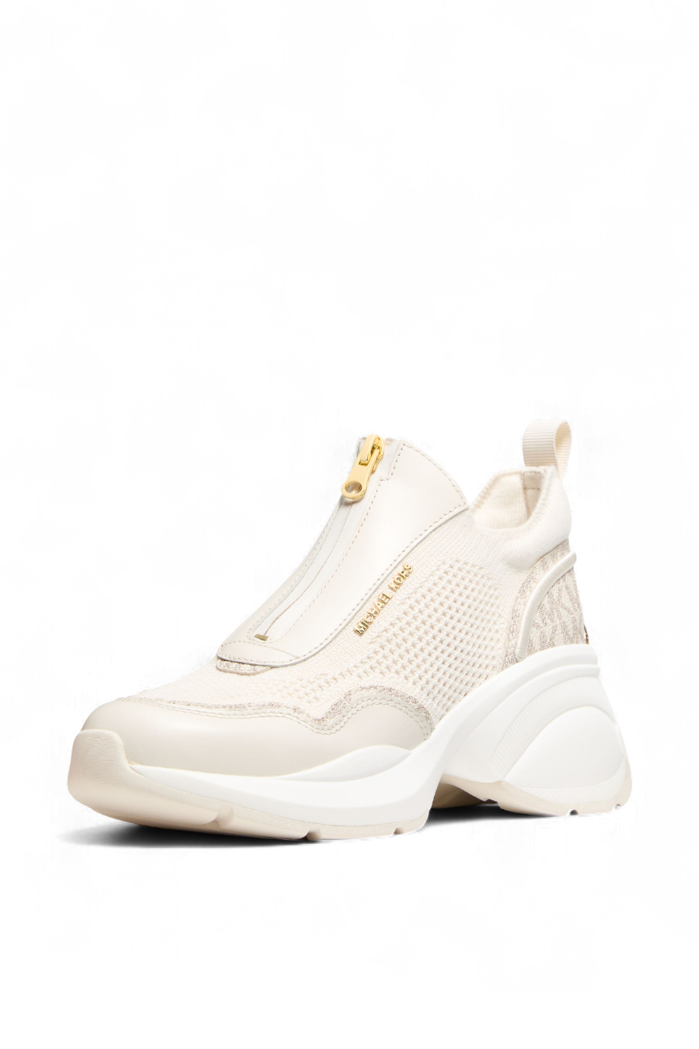 תמונה אחורית של נעלי סניקרס זומה