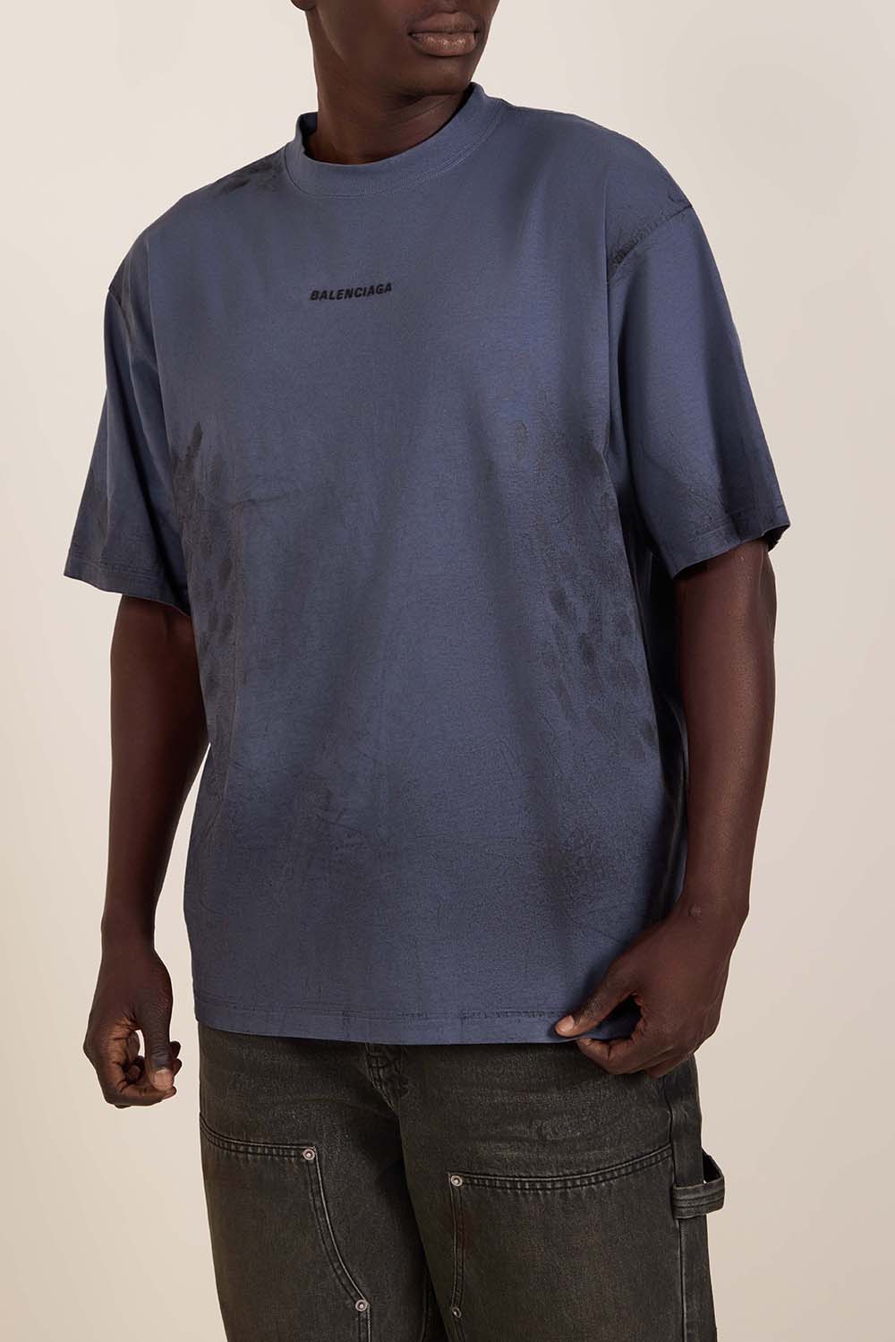 תמונת דוגמן קידמית של חולצת טי