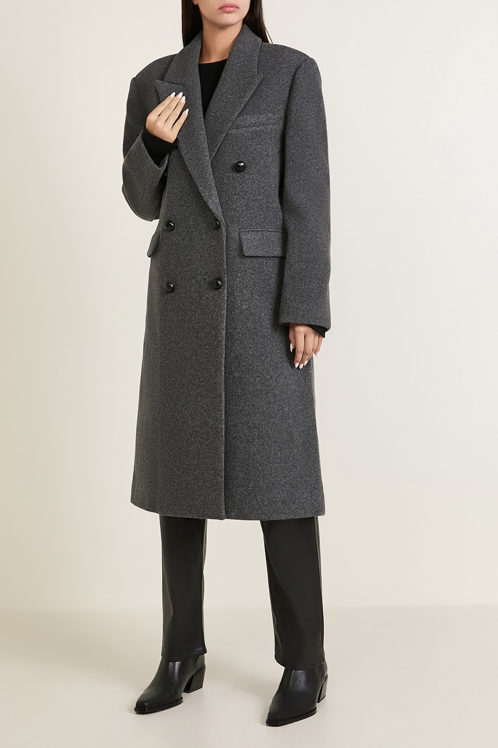 תמונת דוגמן קידמית של מעיל צמר ארוך ליליאן