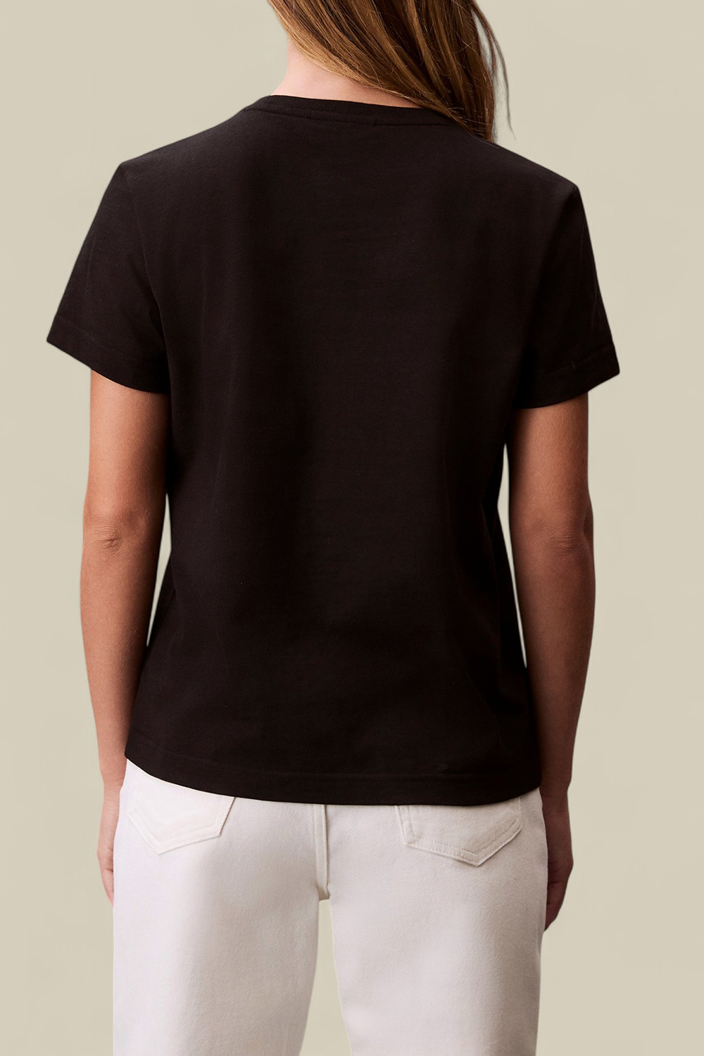 תמונת דוגמן אחורית של חולצת טי