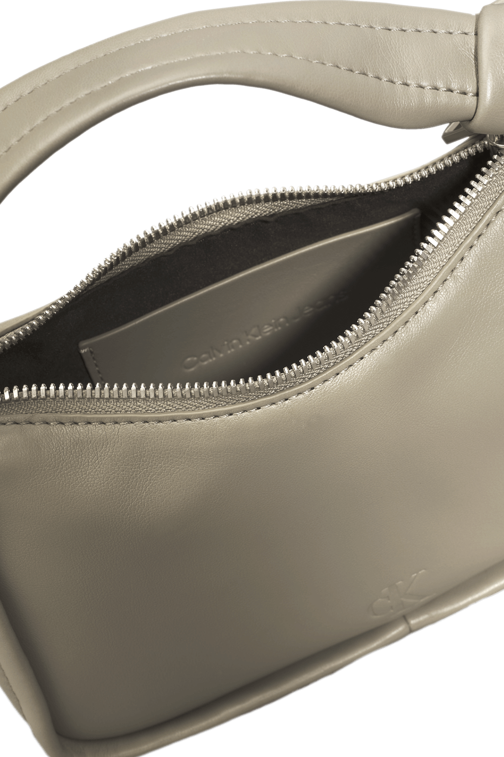 תמונת תקריב של תיק נשיאה סמול