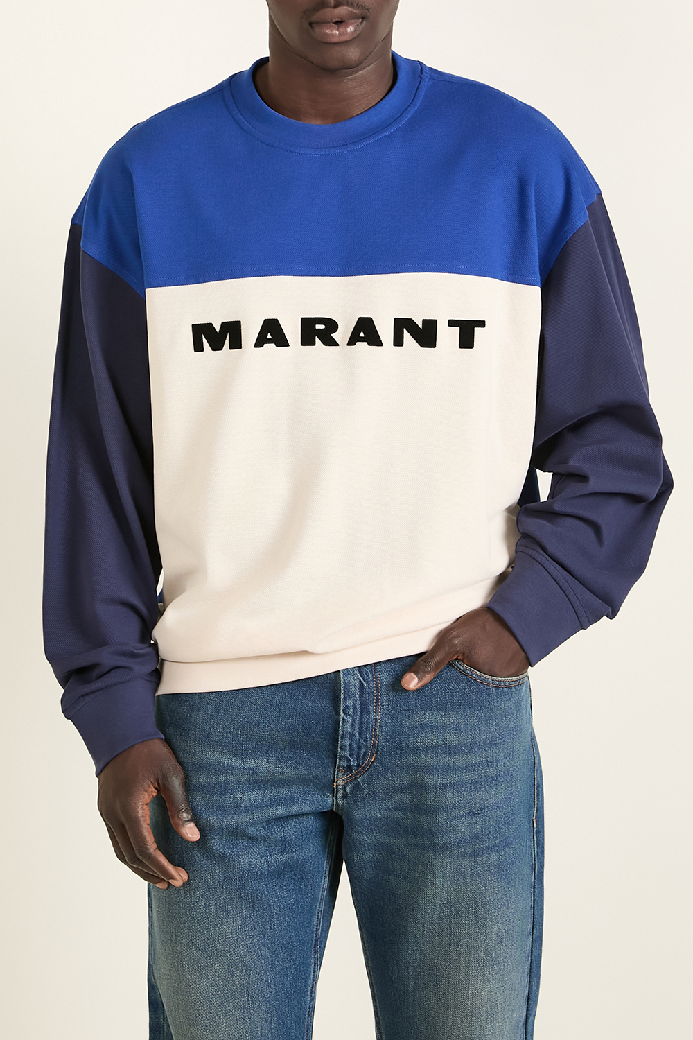 תמונת דוגמן קידמית של סווטשירט קולור בלוק