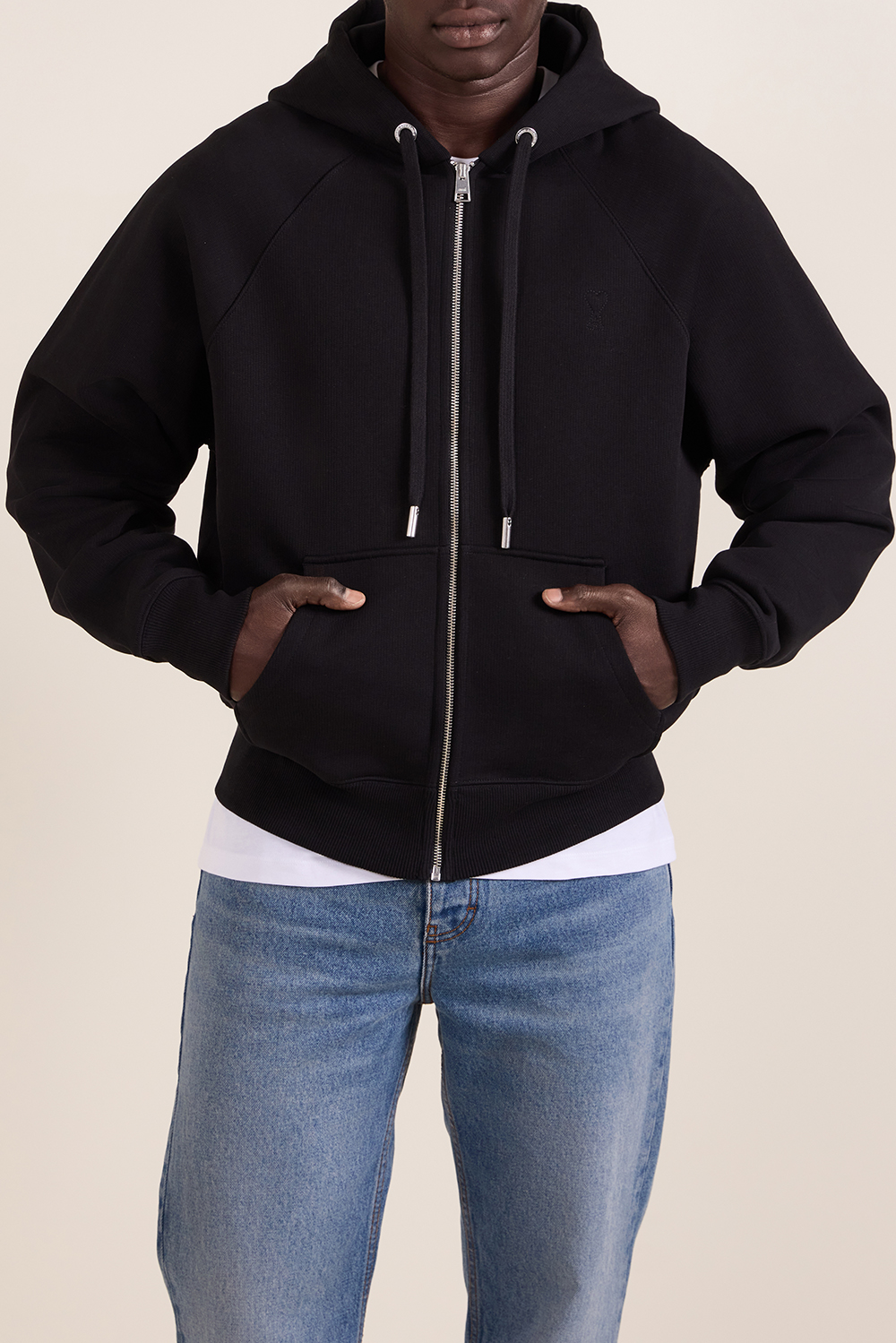 תמונת דוגמן קידמית של ז'קט קפוצ'ון