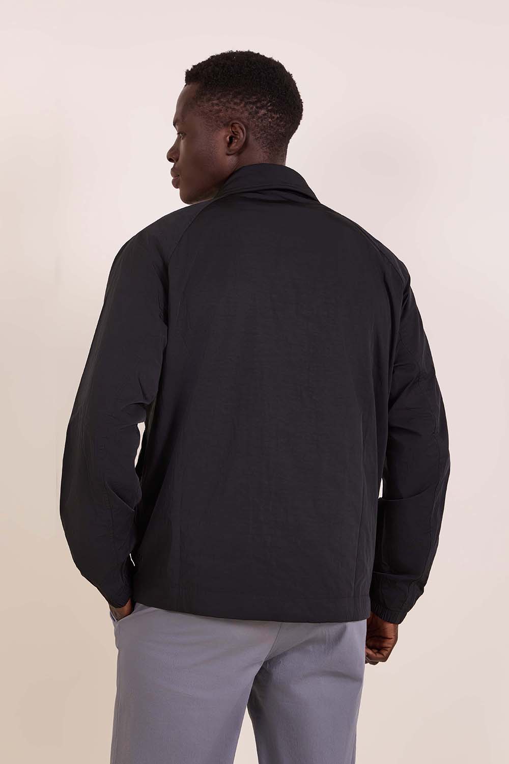 תמונת דוגמן אחורית של Coaches Jacket