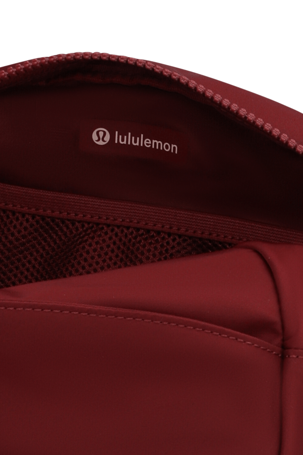 תמונת פנים של City Essentials Pouch