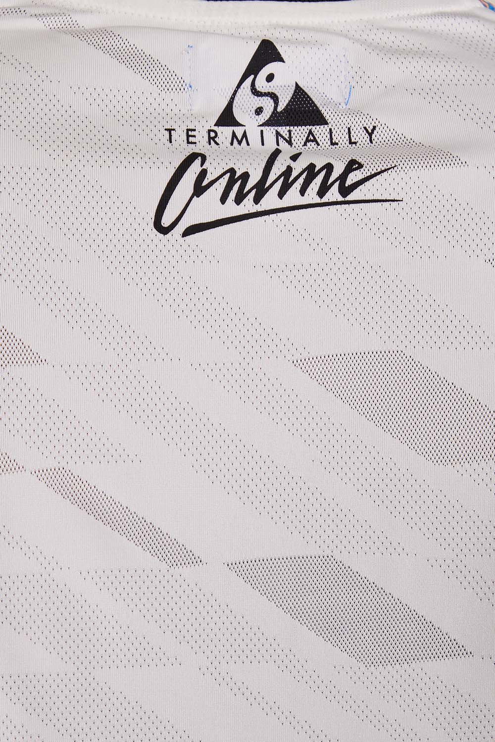 תמונת דוגמן אחורית של חולצת כדורגל