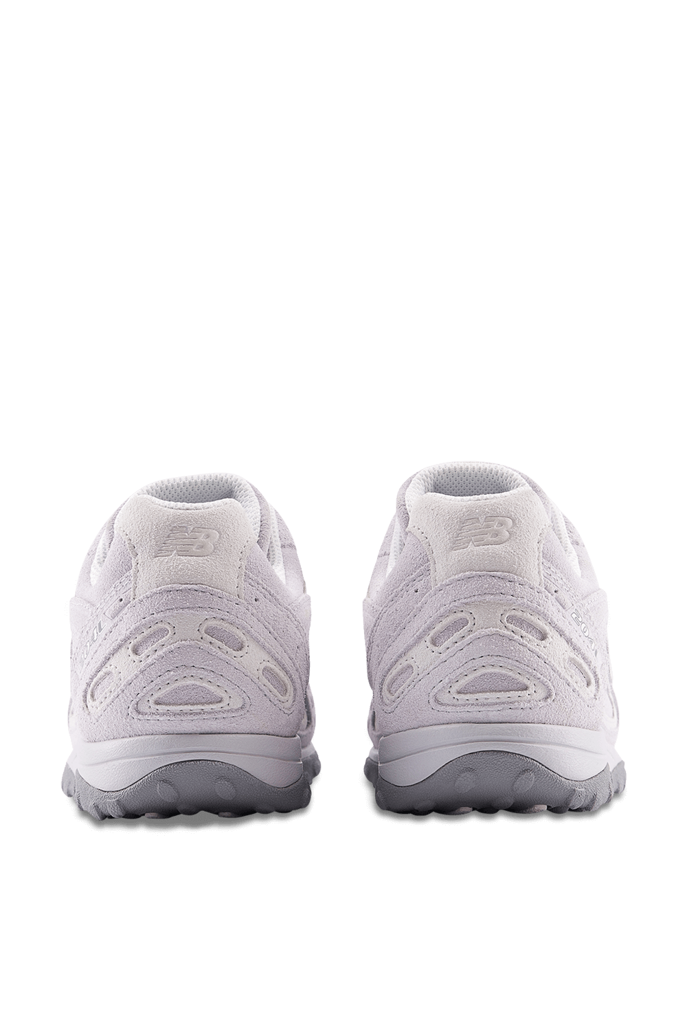 תמונת פנים של נעלי סניקרס 204 L