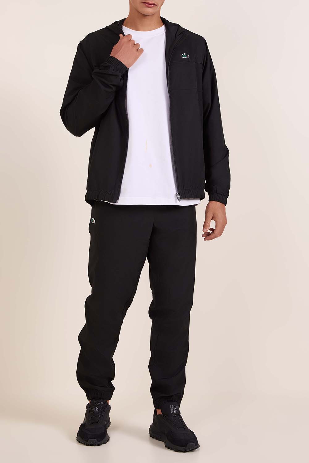 תמונת דוגמן קידמית של נעלי סניקרס עלית אקטיב