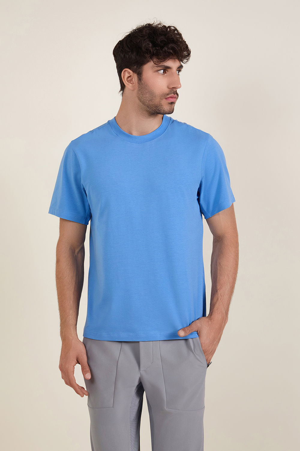 תמונת דוגמן קידמית של Zeroed In Short Sleeve Shirt