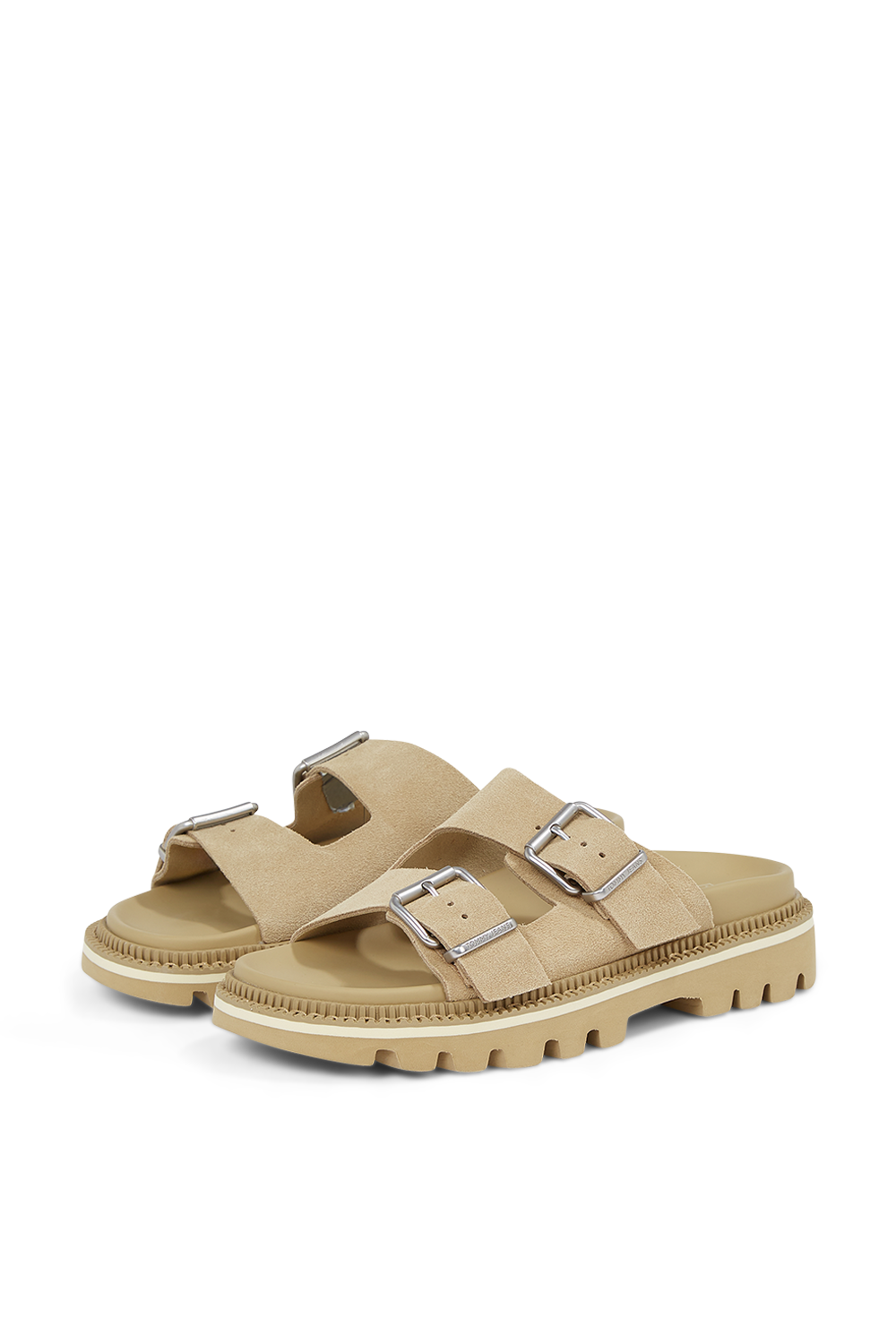 תמונת תקריב של סנדלי סליידס