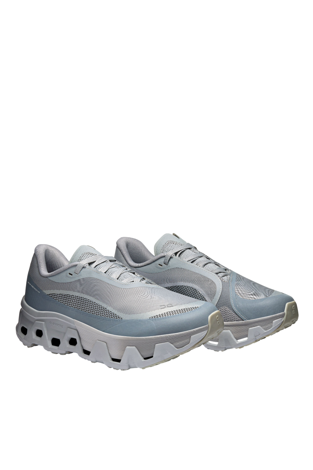 און קלאוד X היפר פאף נעלי סניקרס קלאודמונסטר פנטום אפולו